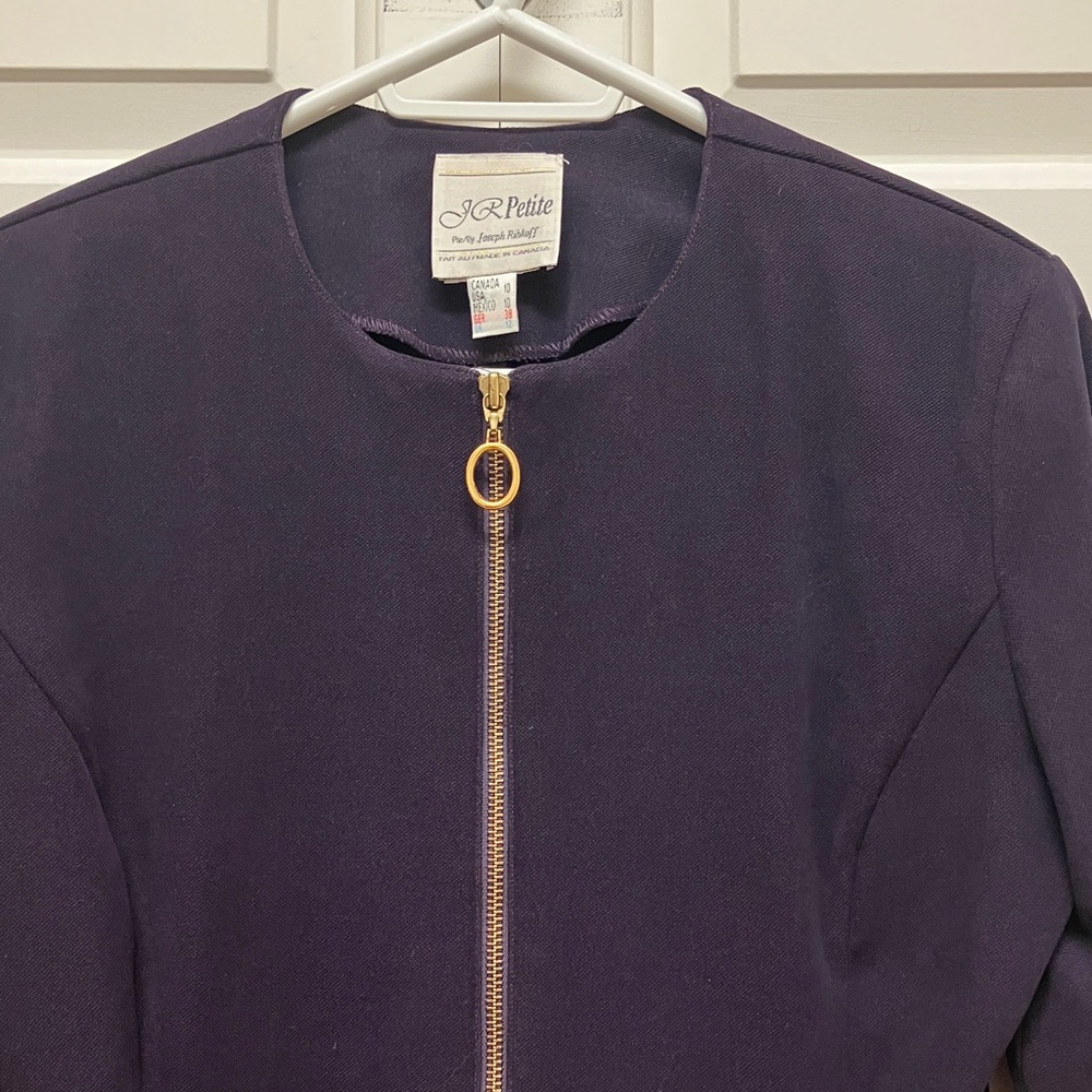 Joseph Ribkoff cropped jacket metal buckle details purple Petite 10